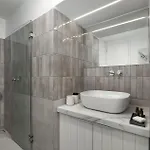 M Batsi
